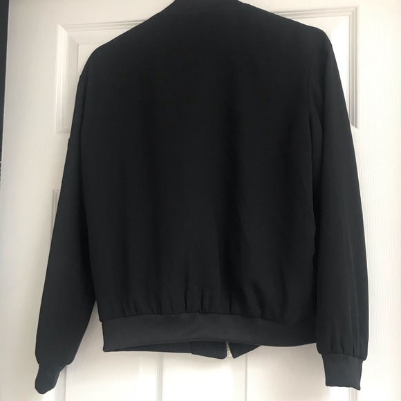 ZARA WOMEN’S LIGHTWEIGHT BOMBER STYLE JACKET - Picture 3 of 6